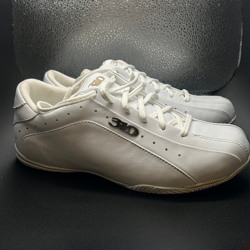 310 Motoring men’s sneakers